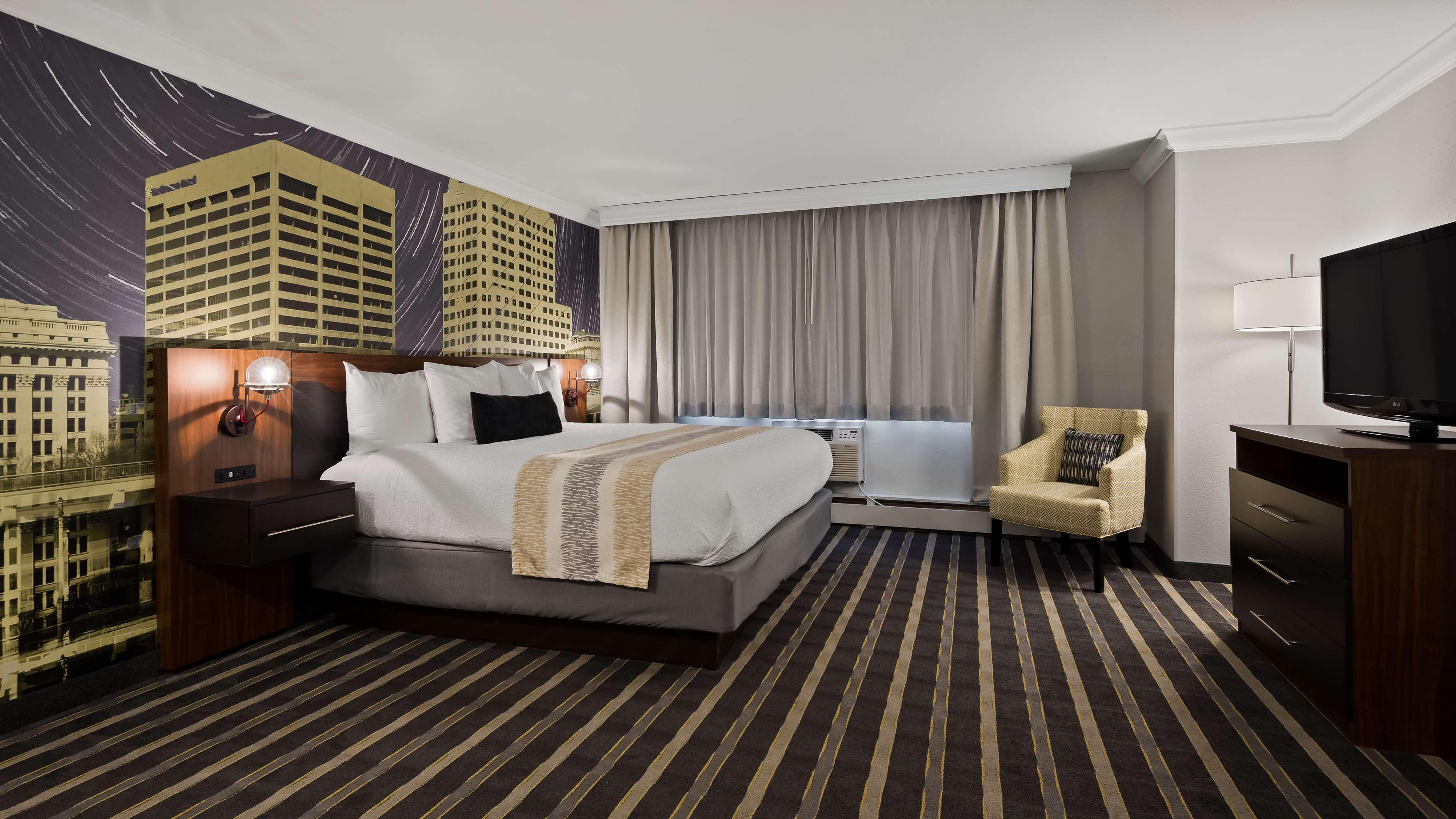 Best Western Plus Milwaukee West Buitenkant foto