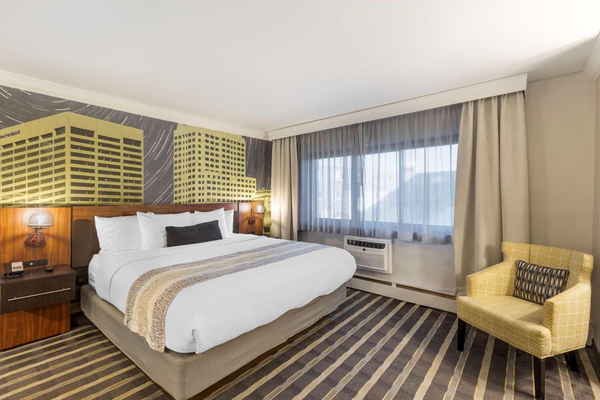 Best Western Plus Milwaukee West Buitenkant foto
