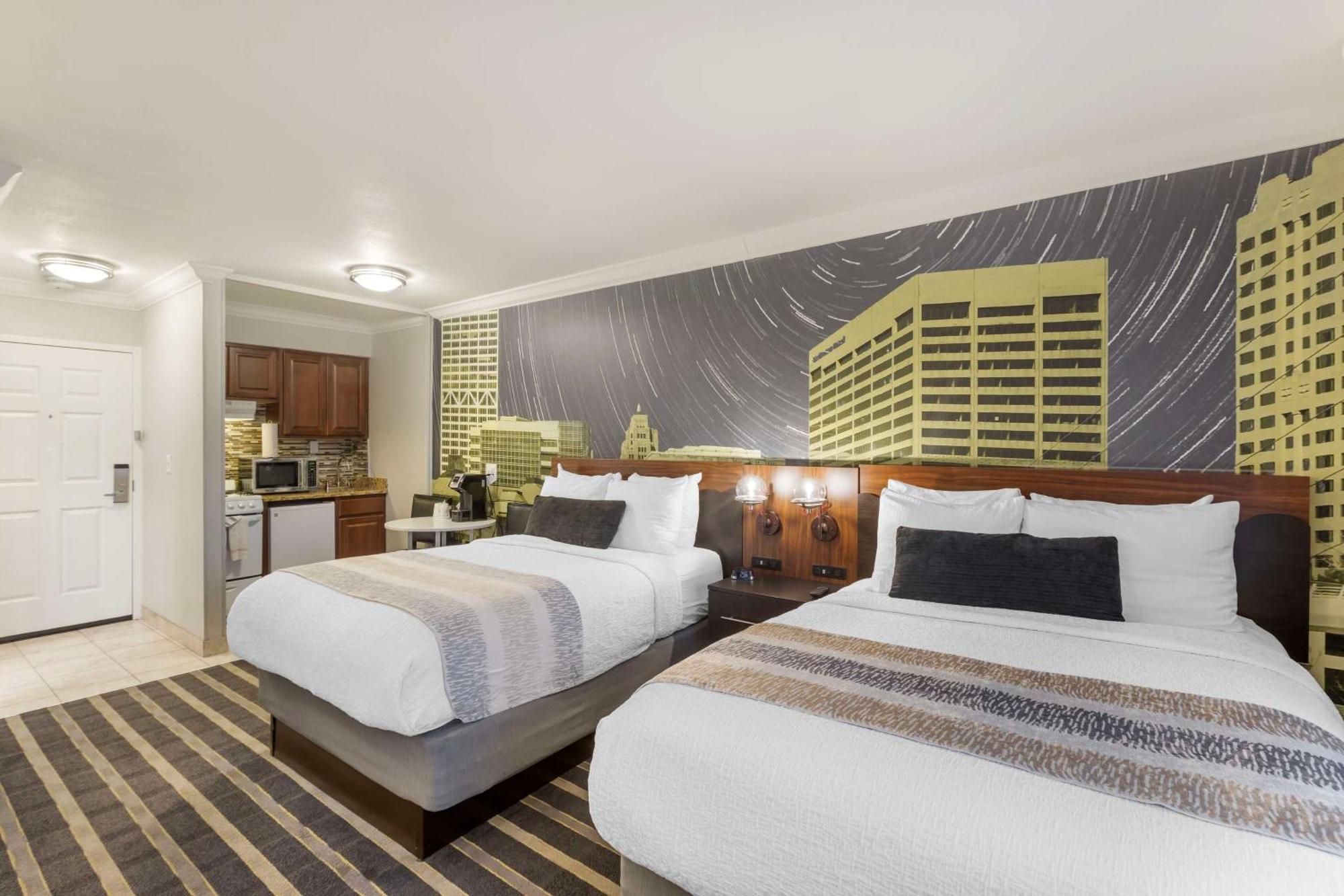 Best Western Plus Milwaukee West Buitenkant foto