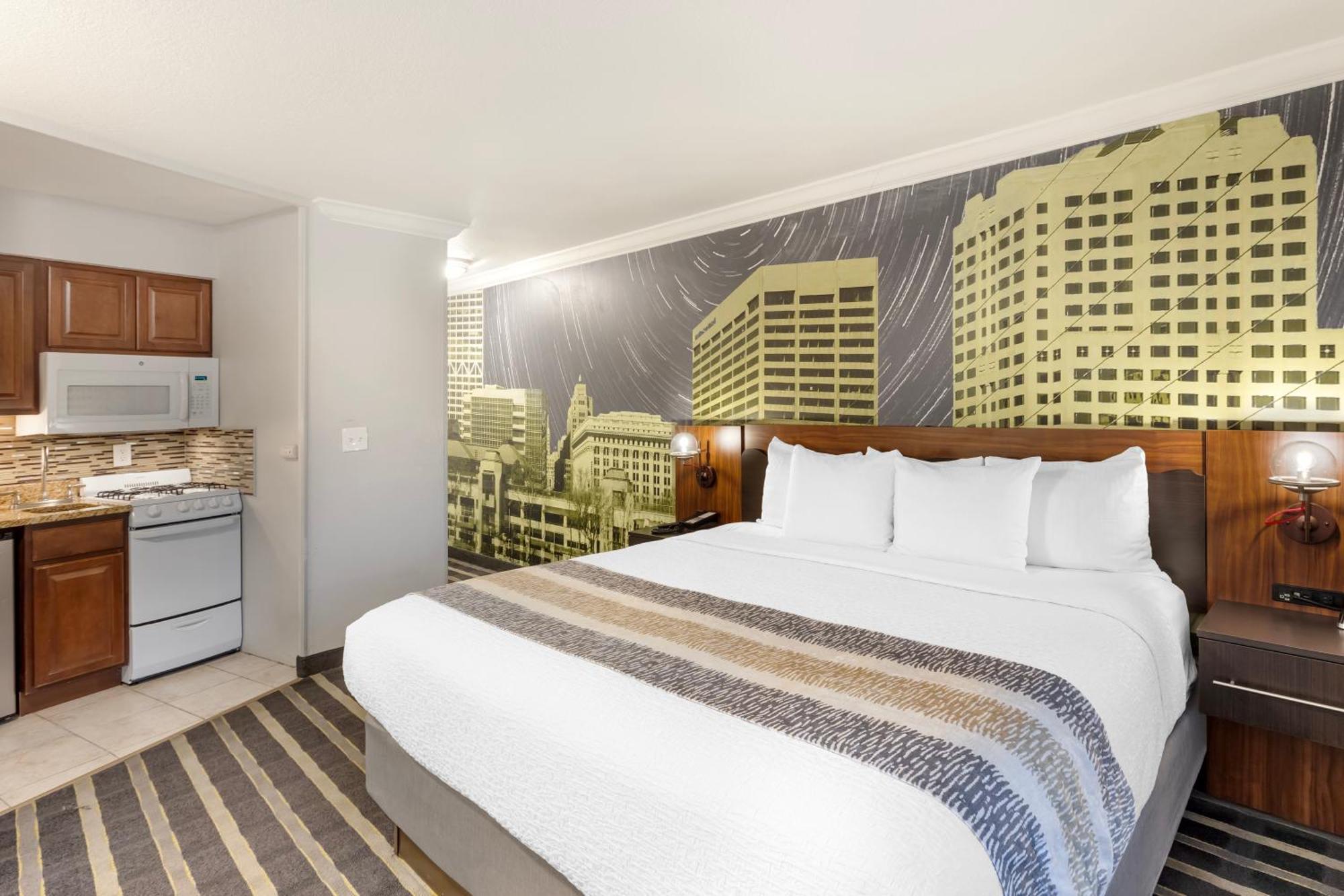 Best Western Plus Milwaukee West Buitenkant foto